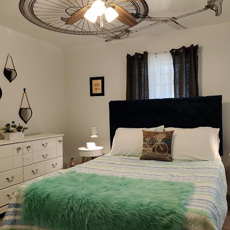 Venice Beach Within 5 Min Drive, Near The Tennis Courts And Park, Sleeps 5 Nokomis Bagian luar foto